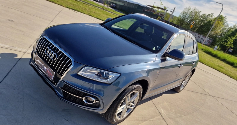 Audi Q5 cena 87900 przebieg: 145000, rok produkcji 2015 z Pasym małe 704